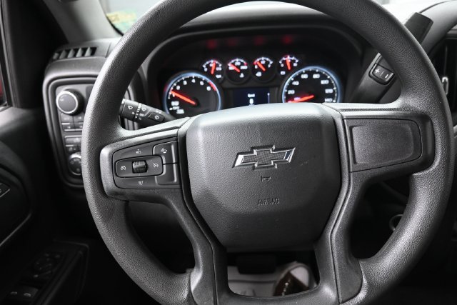 Used 2023 Chevrolet Silverado 1500 Custom Trail Boss w/ LPO, Dark Essentials Package AWD/4WD image 8