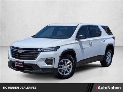 Used 2023 Chevrolet Traverse LS