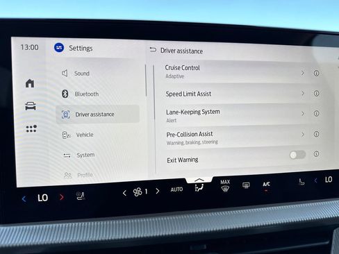 New 2026 Ford Explorer Active w/ Active Comfort Package image 27