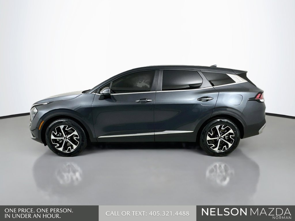Used 2023 Kia Sportage EX FWD image 9