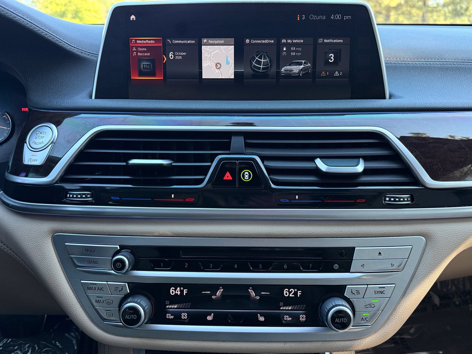 Used 2018 BMW 750i RWD image 31