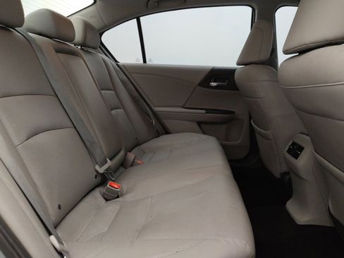 Used 2017 Honda Accord EX-L image 19