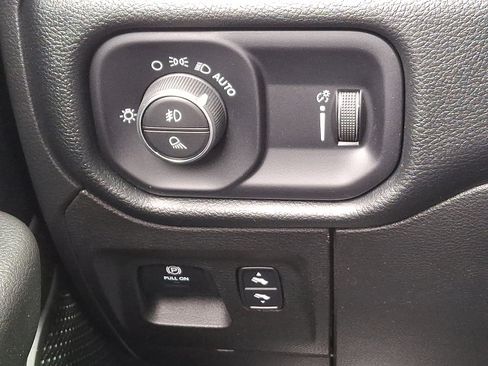 Certified 2022 RAM 1500 Big Horn image 22