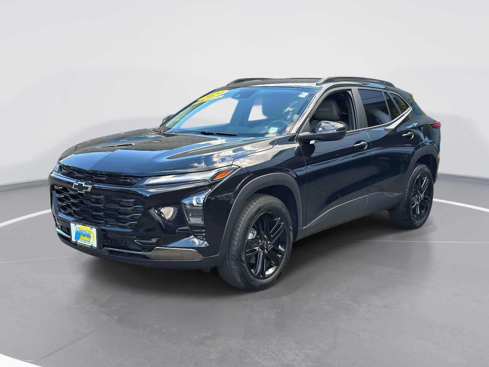 Used 2024 Chevrolet Trax ACTIV w/ Driver Confidence Package FWD image 3