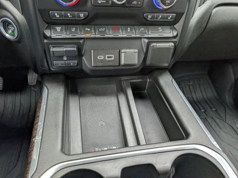 Used 2020 GMC Sierra 3500 Denali w/ Technology Package AWD/4WD image 25