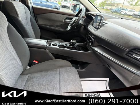 Used 2023 Nissan Rogue SV AWD/4WD image 11