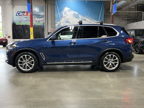 Used 2022 BMW X5 xDrive40i AWD/4WD image 2
