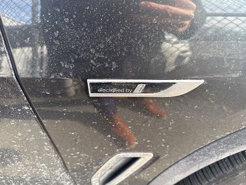 Used 2023 BMW X5 xDrive45e w/ Climate Comfort Package image 11