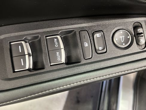 Certified 2025 Honda Accord Sport image 28