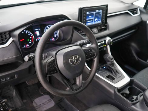 Used 2021 Toyota RAV4 XLE w/ Convenience Package AWD/4WD image 20