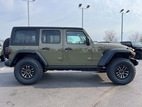 New 2026 Jeep Wrangler Unlimited Rubicon w/ Xtreme 35 Tire Package AWD/4WD image 49