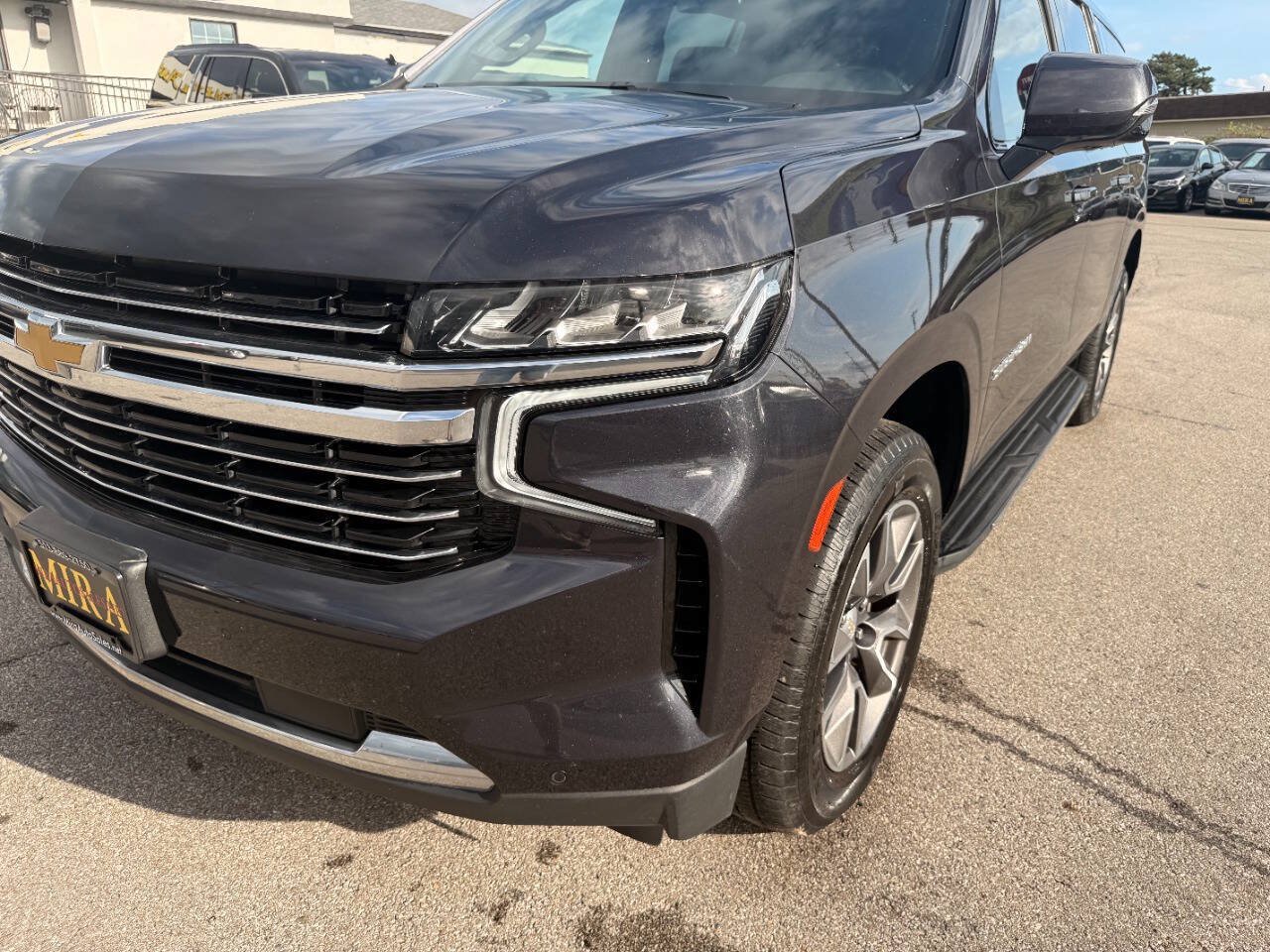 Used 2023 Chevrolet Suburban LT w/ Luxury Package AWD/4WD image 24