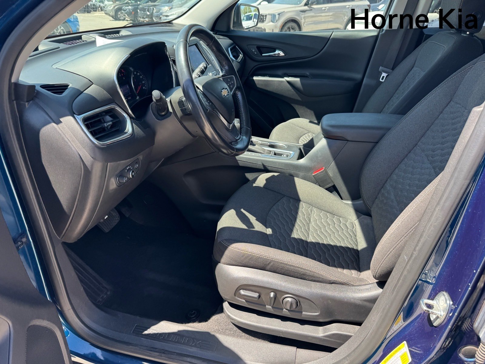 Used 2020 Chevrolet Equinox LT AWD/4WD image 10