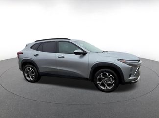 Used 2025 Chevrolet Trax LT w/ LT Convenience Package video 2