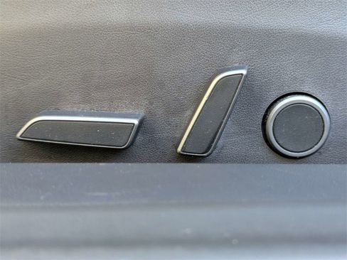 Used 2022 Tesla Model 3 Long Range image 19