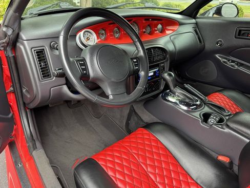 Used 2000 Plymouth Prowler image 21