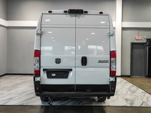 Used 2023 RAM ProMaster 3500 w/ Convenience Group FWD image 9