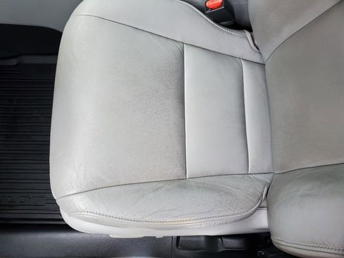 Used 2016 Honda Pilot Touring image 17