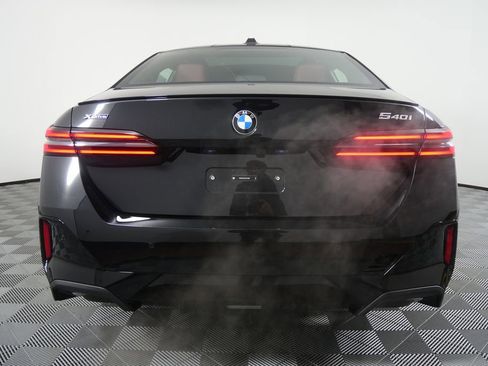 New 2026 BMW 540i xDrive 540i xDrive w/ Executive Package image 4