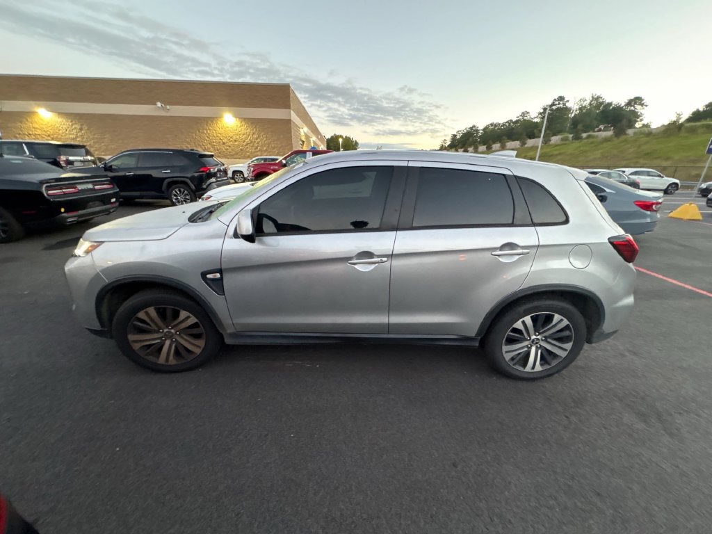 Used 2022 Mitsubishi Outlander Sport ES FWD image 4