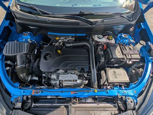 Used 2024 Chevrolet Equinox LT FWD image 27