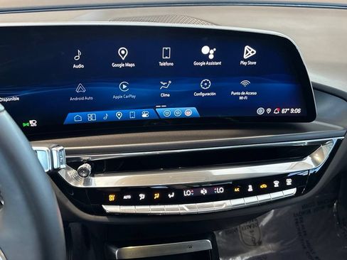 Used 2024 Cadillac Lyriq Tech RWD image 31