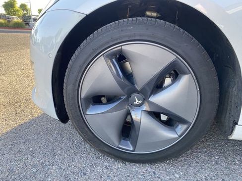 Used 2020 Tesla Model 3 image 7