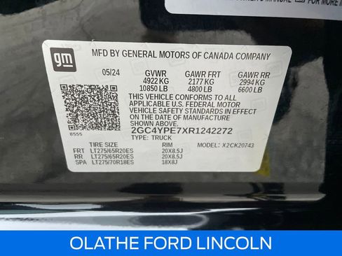 Used 2024 Chevrolet Silverado 2500 LTZ w/ LTZ Plus Package image 22