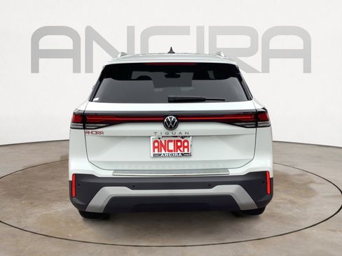 New 2026 Volkswagen Tiguan S FWD image 7