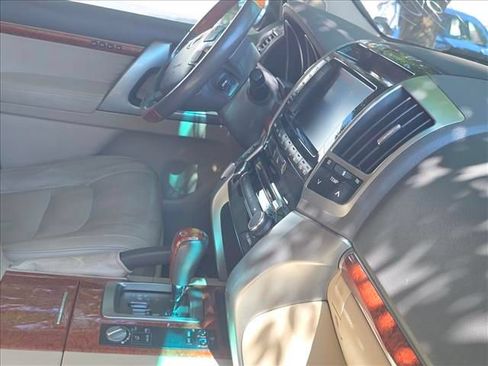 Used 2013 Toyota Land Cruiser AWD/4WD image 7