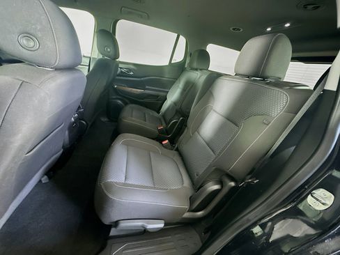 Used 2023 GMC Acadia SLE image 28