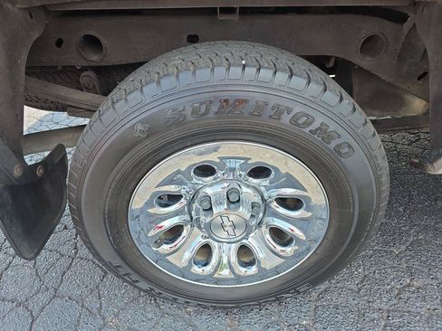 Used 2009 Chevrolet Silverado 1500 W/T RWD image 17