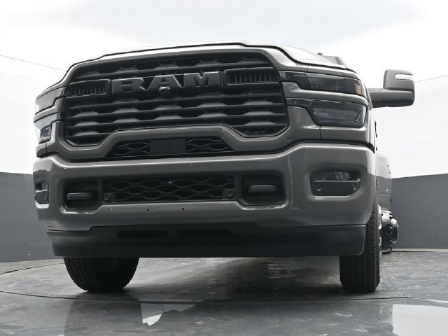 New 2026 RAM 3500 Big Horn AWD/4WD image 39