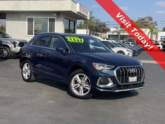 Used 2019 Audi Q3 2.0T Premium Plus w/ Premium Plus Package image 1