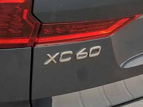 Used 2026 Volvo XC60 B5 Plus w/ Protection Package Premier AWD/4WD image 12