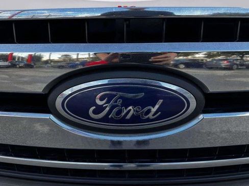 Used 2019 Ford F150 XLT w/ Equipment Group 301A Mid RWD image 12