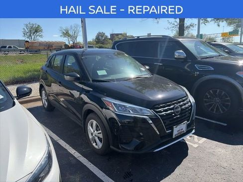 Certified 2025 Nissan Kicks Play S FWD image 1