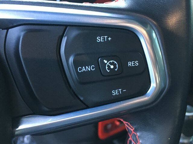 Used 2021 Jeep Wrangler Unlimited Rubicon AWD/4WD image 11