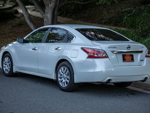 Used 2014 Nissan Altima 2.5 S image 6