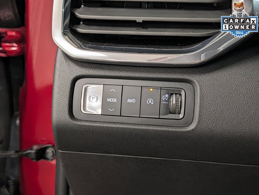 Used 2024 GMC Acadia Elevation AWD/4WD image 24