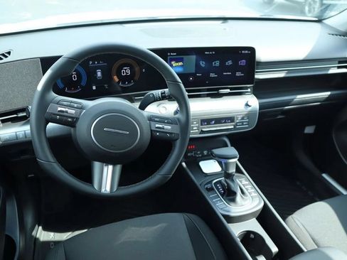 New 2026 Hyundai Kona SEL Sport FWD image 9