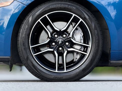 Used 2022 Ford Mustang GT RWD image 18