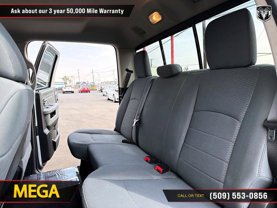 Used 2017 RAM 1500 Classic SLT AWD/4WD image 13