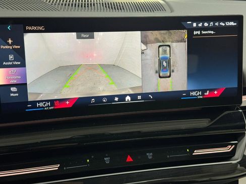 New 2026 BMW 530i xDrive w/ M Sport Package image 33