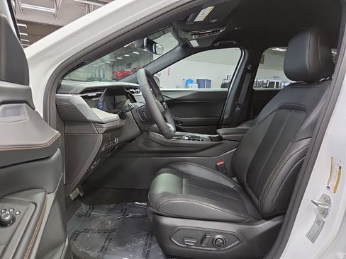 New 2026 Jeep Cherokee Limited AWD/4WD image 9