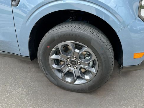 New 2026 Ford Maverick XLT w/ XLT Luxury Package FWD image 18