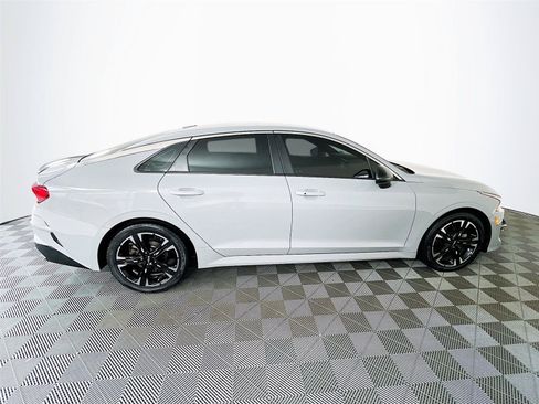 Used 2022 Kia K5 GT-Line AWD/4WD image 11