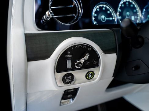 Used 2022 Rolls-Royce Ghost w/ Ghost Package AWD/4WD image 24