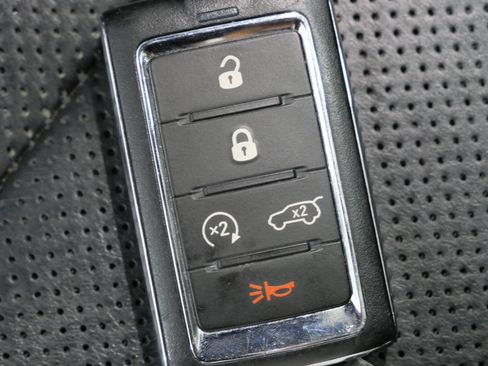 Used 2023 Jeep Grand Cherokee L Summit AWD/4WD image 33