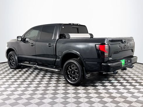 Used 2021 Nissan Titan Platinum Reserve w/ Moonroof Package AWD/4WD image 6